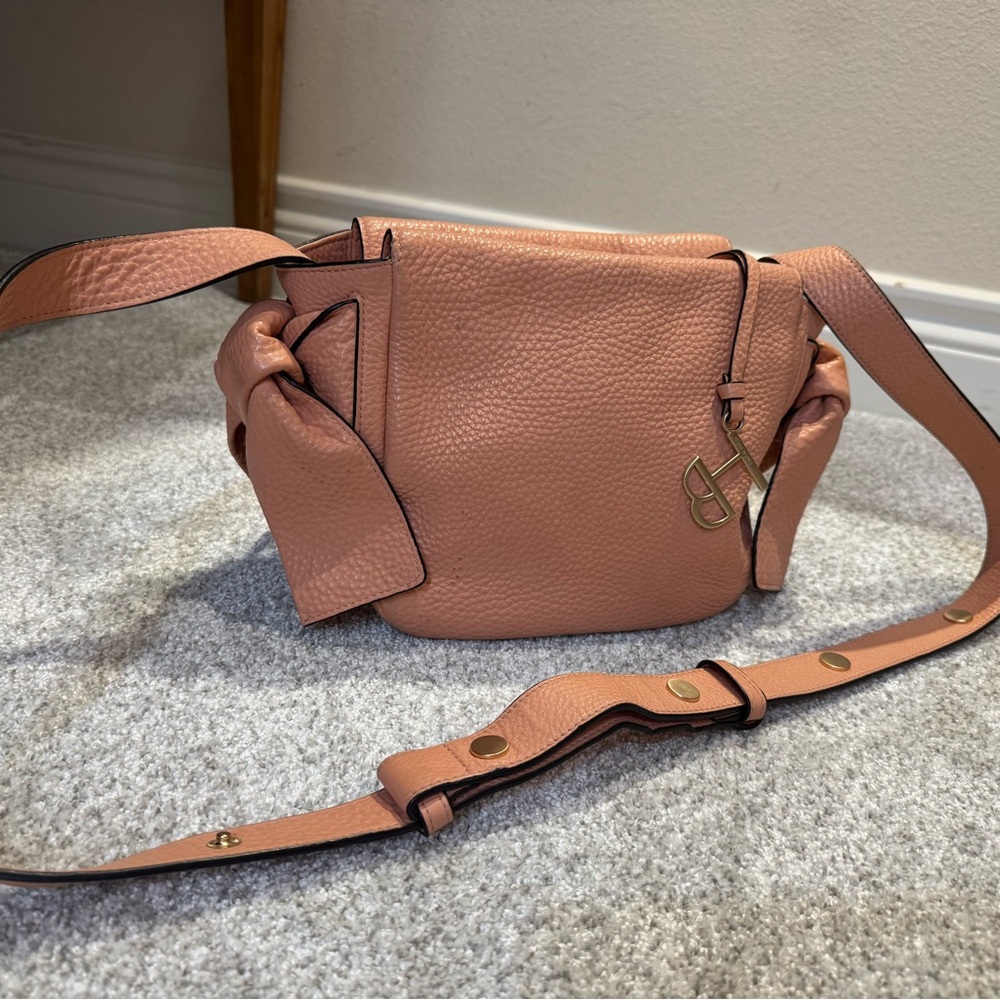 Henri Bendel Windsor Cross Body Purse Muted Clay Leather Knot Bow Side Med - Picture 3 of 14